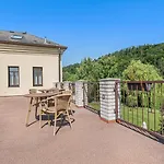 Apartament - Konferencni *