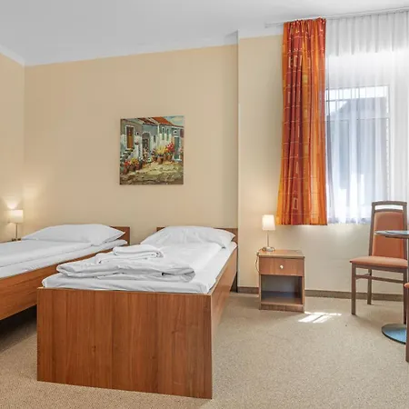 - Konferencni * Samechov