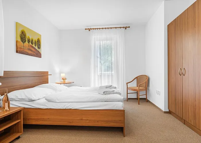 아파트 - Konferencni