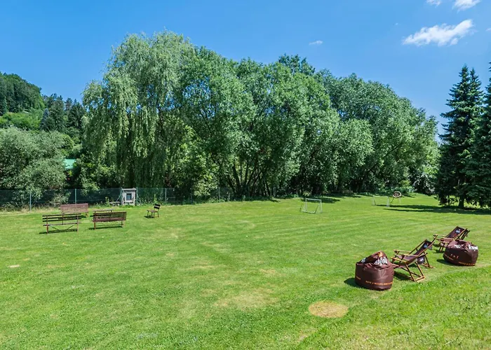 شقة - Konferencni Samechov